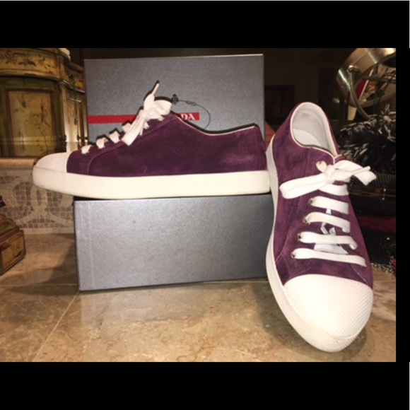Prada lace up maroon shoes size 10 - Picture 2 of 3